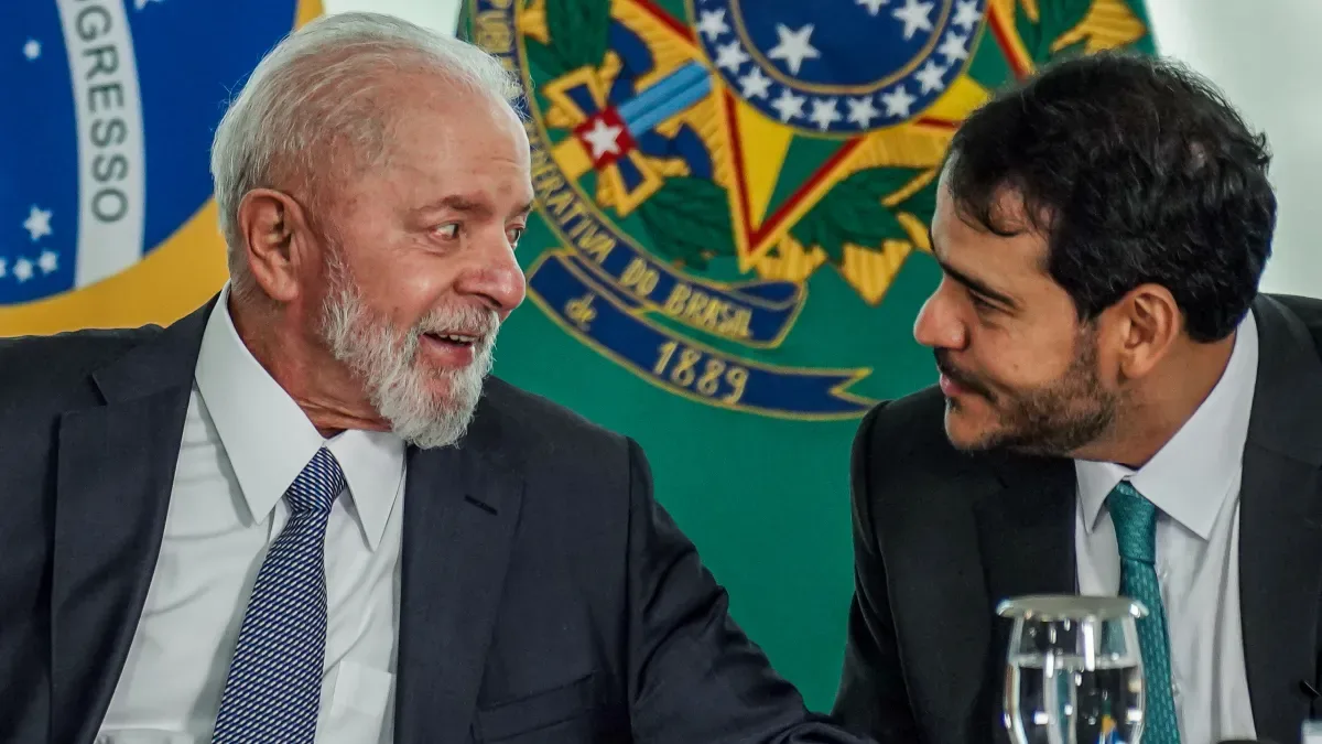 Lula reúne-se com Jorge Messias após decisão sobre comando da PF