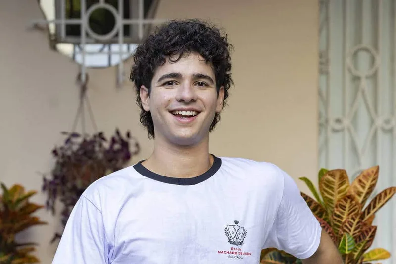 Polícia investiga abordagem homofóbica de streamer contra ator no Rock in Rio