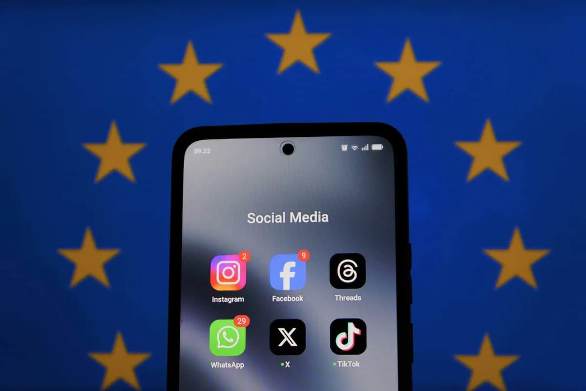 Macron propõe proibição de redes sociais para menores de 15 anos na União Europeia