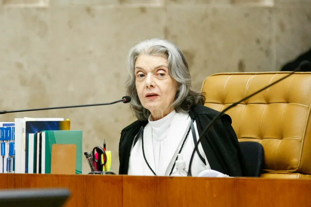 Cármen Lúcia indica independência em possível julgamento sobre Moraes