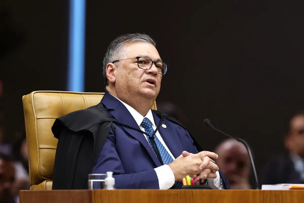 Flávio Dino critica preconceito regional e defende origem nordestina