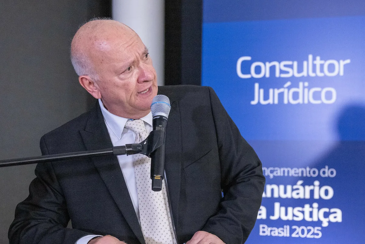 Morre aos 71 anos Márcio Chaer, pioneiro do jornalismo jurídico no Brasil