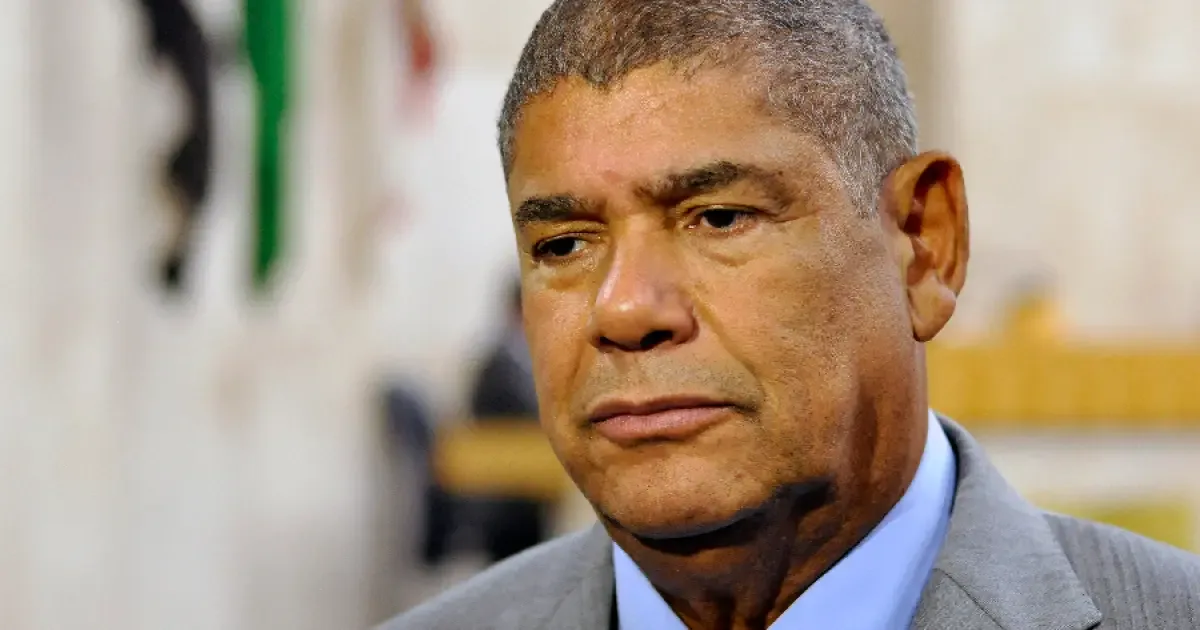 Milton Leite se entrega à polícia após mandado na Operação Vectura Corrupta