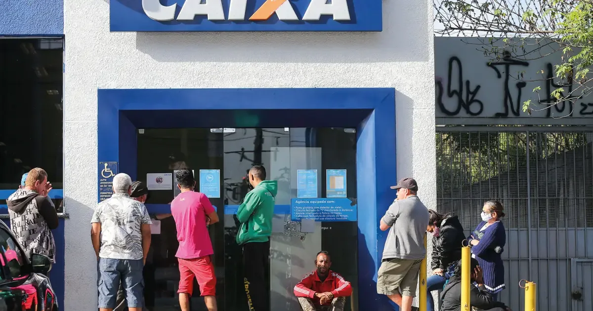 Greve na Caixa atrasa financiamentos e adia comissões de corretores