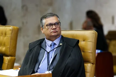 Flávio Dino defende decisões monocráticas e questiona críticas ao STF