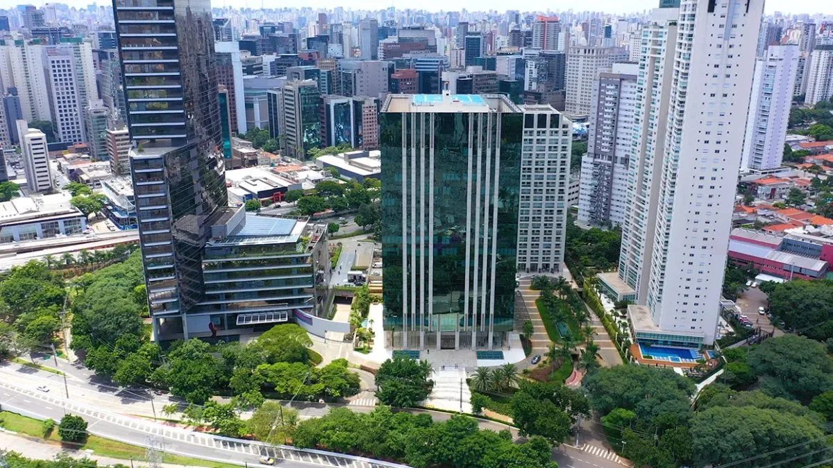 TRXF11 anuncia compras de R$ 340,3 milhões e cotas recuam na bolsa