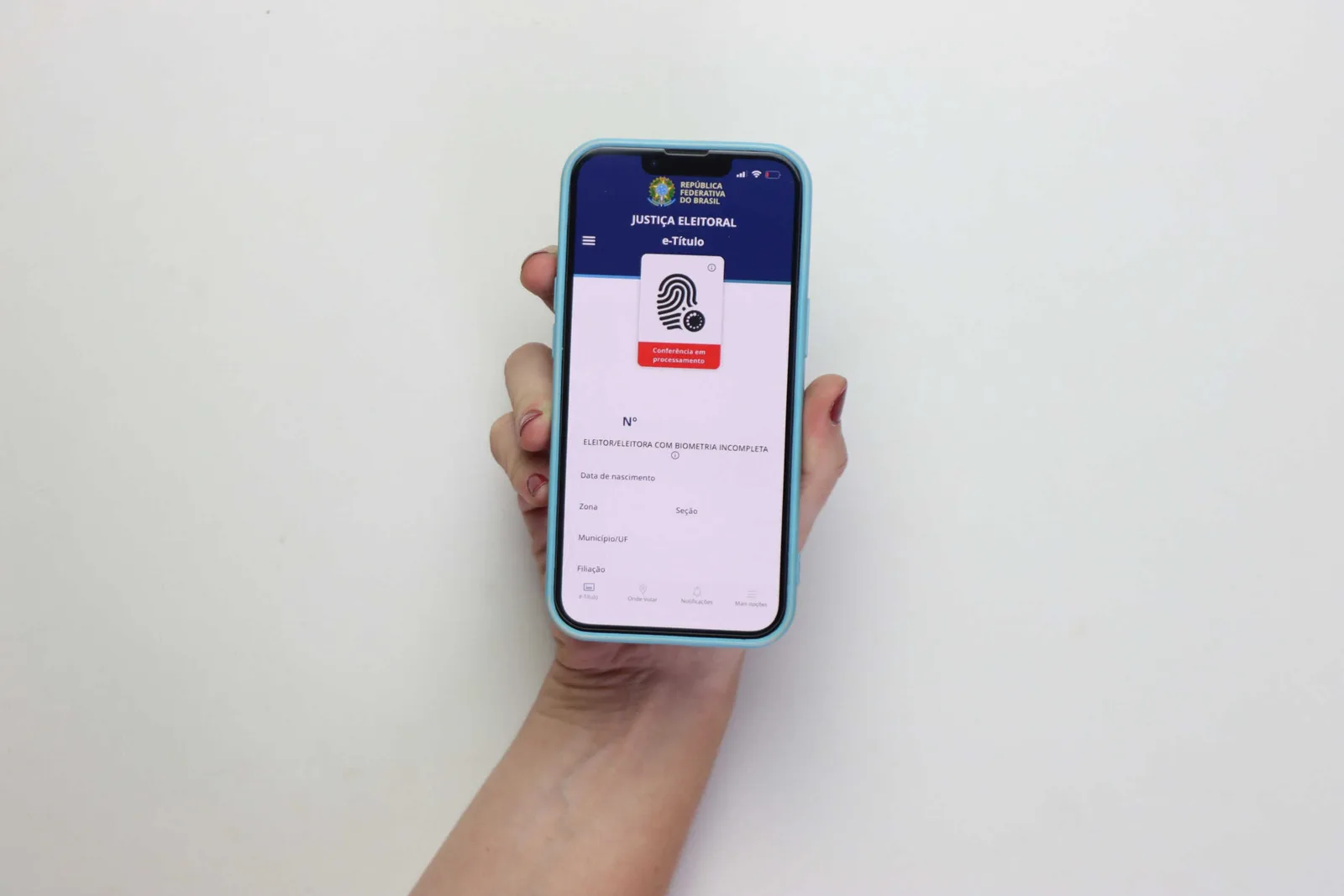 e-Título é aceito no voto, mas celular deve ficar fora da cabine