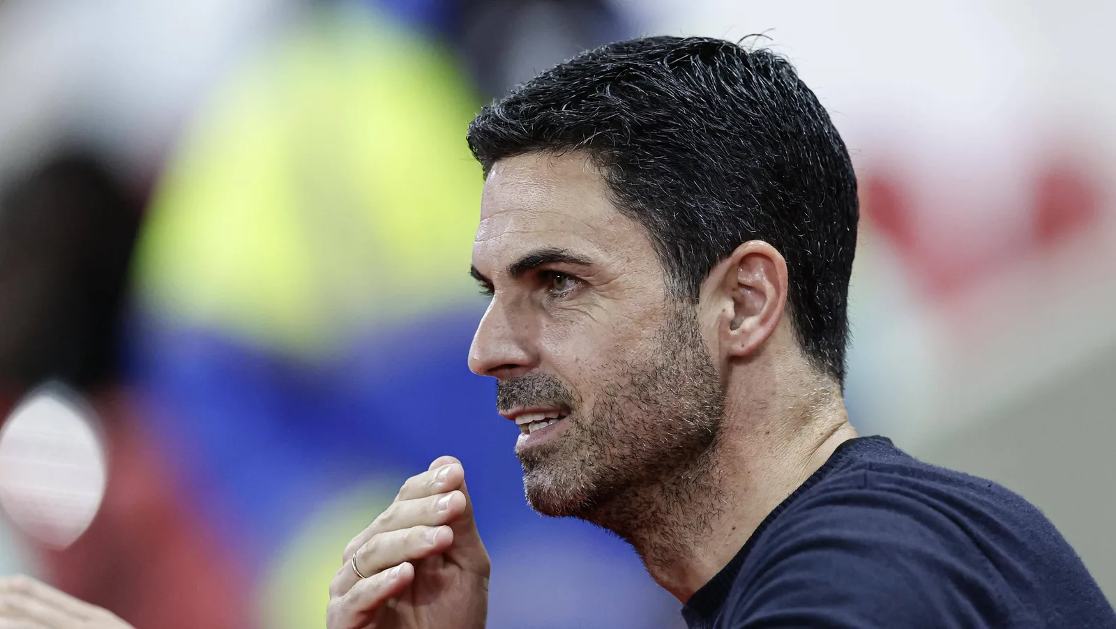 Dowman marca duas vezes e conduz Arsenal à vitória sobre o Ipswich