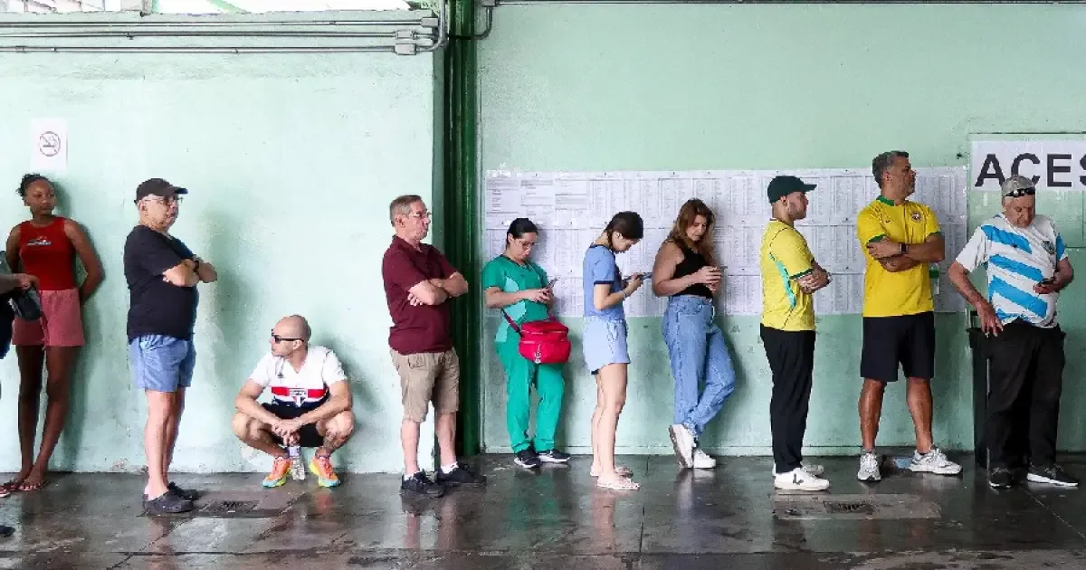 Filas são registradas em 80% dos locais de votação, diz observação eleitoral