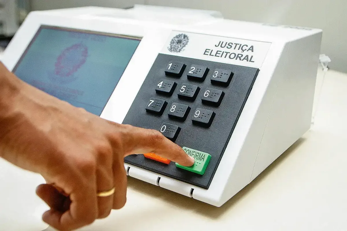 TSE aponta 20,9 mil pedidos e mantém 869 registros sob recurso
