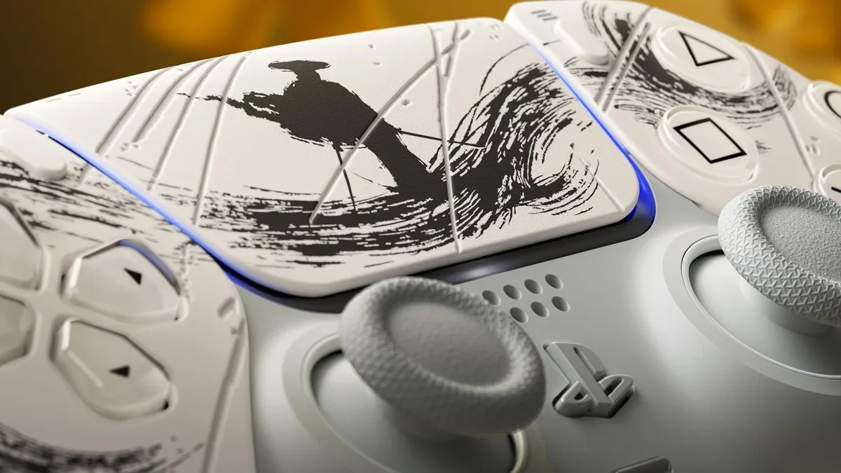 DualSense tem recursos de PS5 e edição Ghost of Yôtei por R$ 353,66