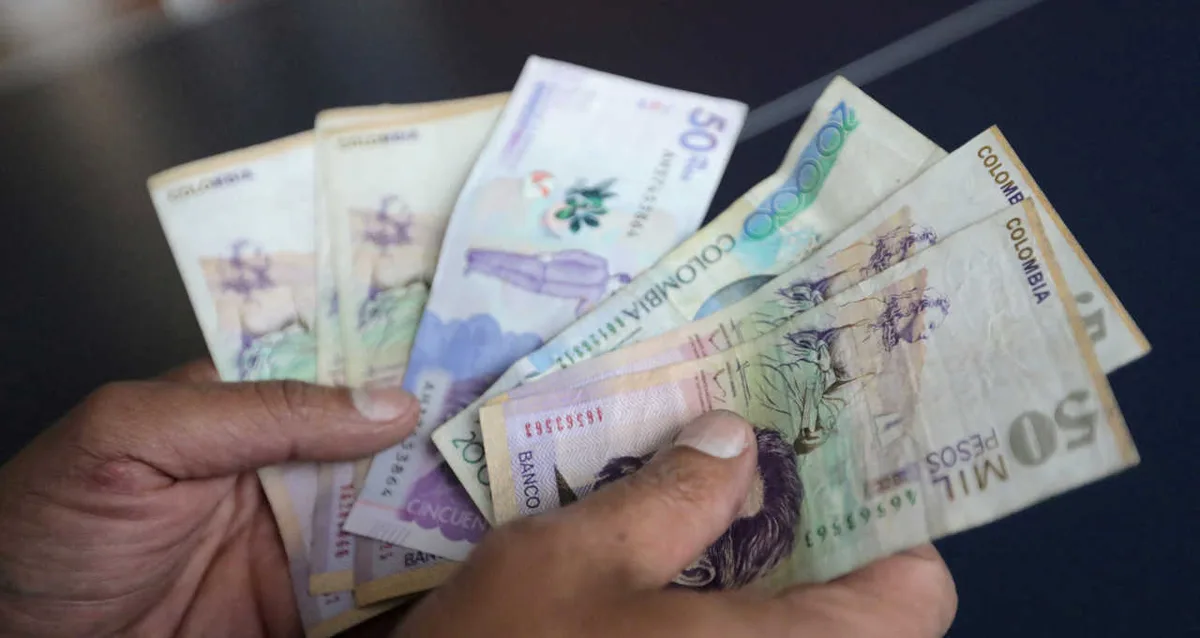 Fitch cobra ajuste fiscal maior para conter avanço da dívida da Colômbia