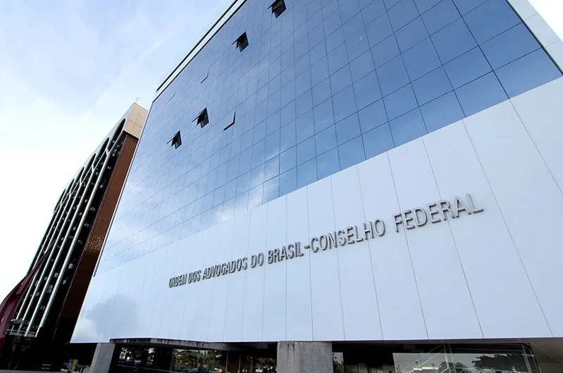 Nova lei reorganiza diretoria federal e cria estruturas temporárias na OAB