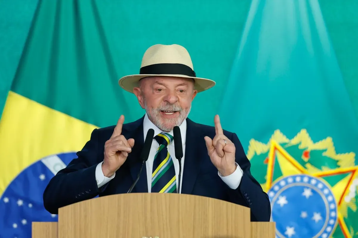 Lula reúne ministros após Mendonça afastar diretor-geral da PF