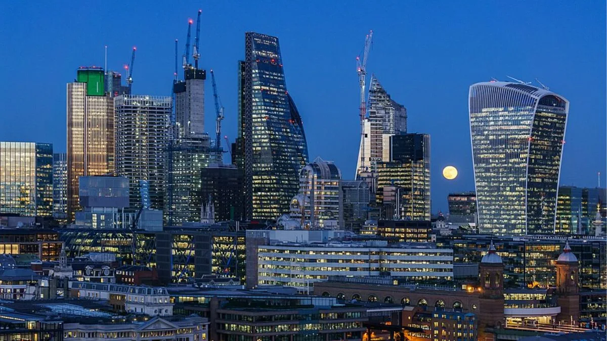 Calor e seca aumentam risco de subsidência em imóveis de Londres