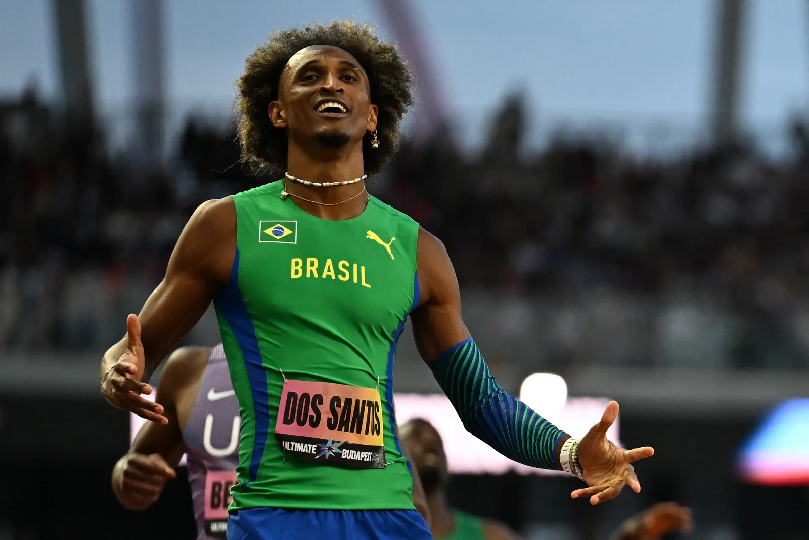 Alison dos Santos vence em Budapeste e amplia domínio nos 400 m com barreiras