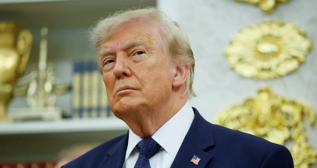 Economia e tarifas pressionam apoio a Trump antes das eleições de meio de mandato