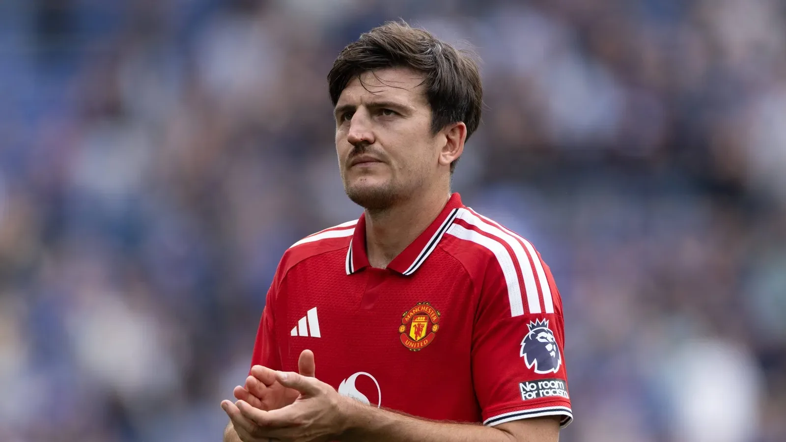 United entra em sequência decisiva com defesa sob pressão, alerta Neville
