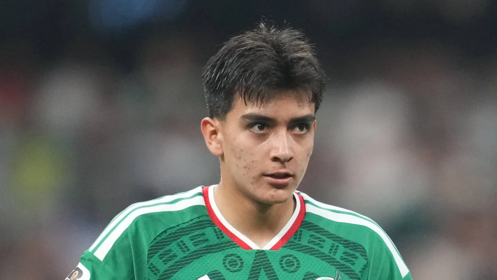 Gol pela seleção mexicana amplia disputa europeia por Gilberto Mora
