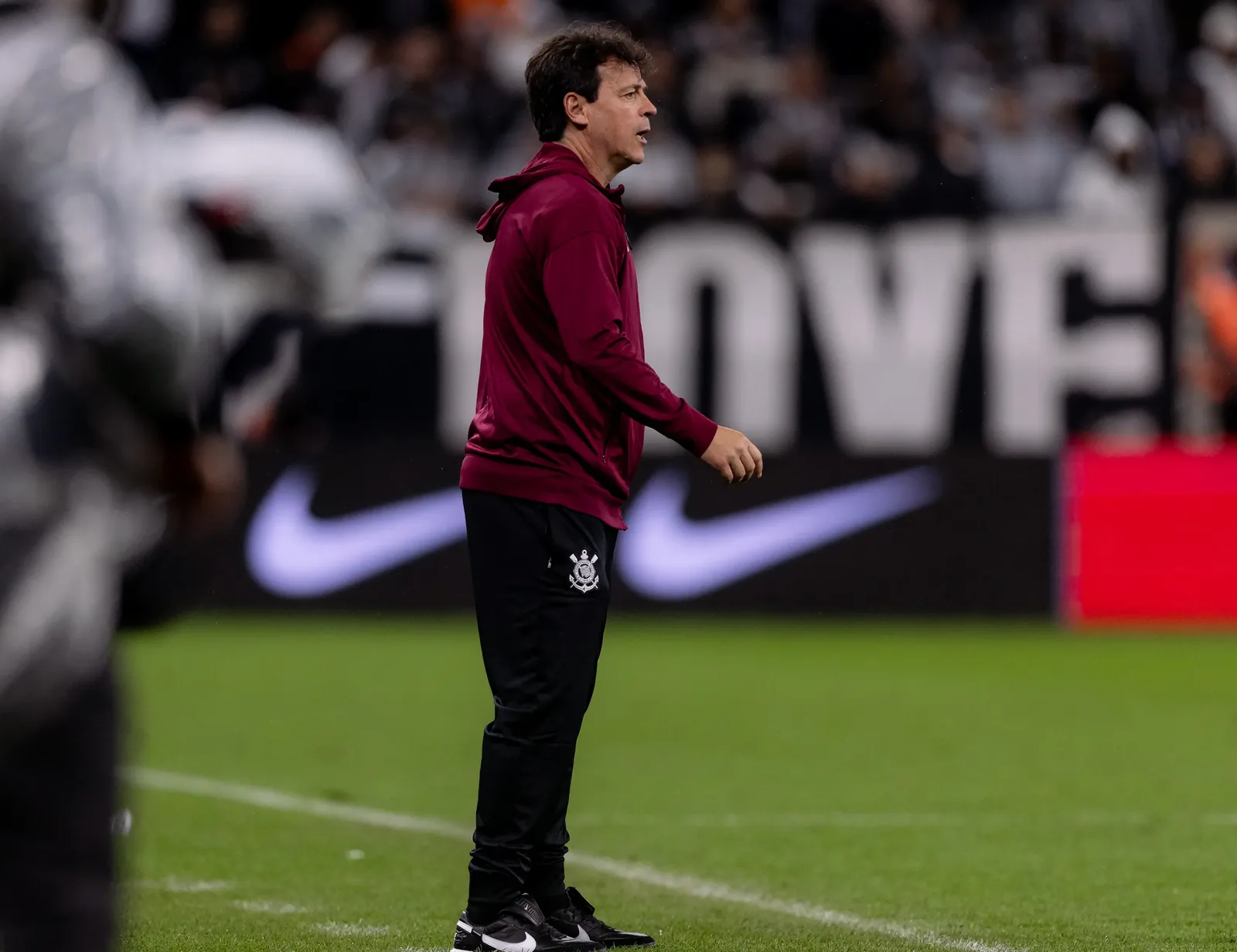 Diniz diz que poupados do Corinthians não preocupam para duelo com Estudiantes