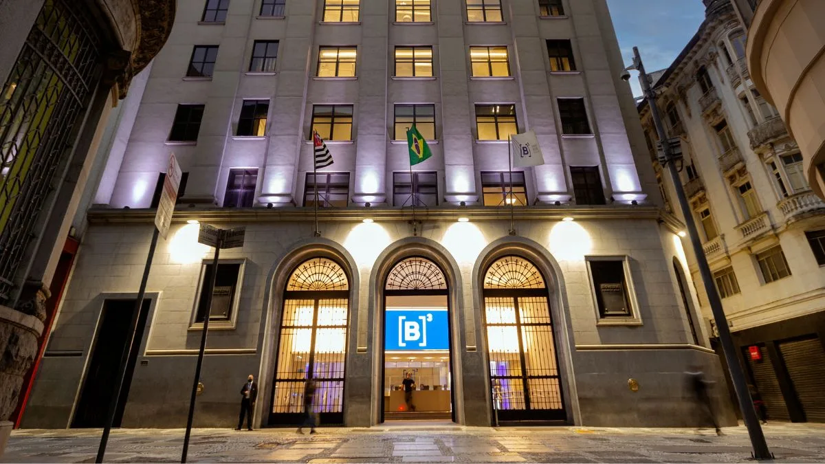 B3 acelera planos para enfrentar novas concorrentes no mercado financeiro