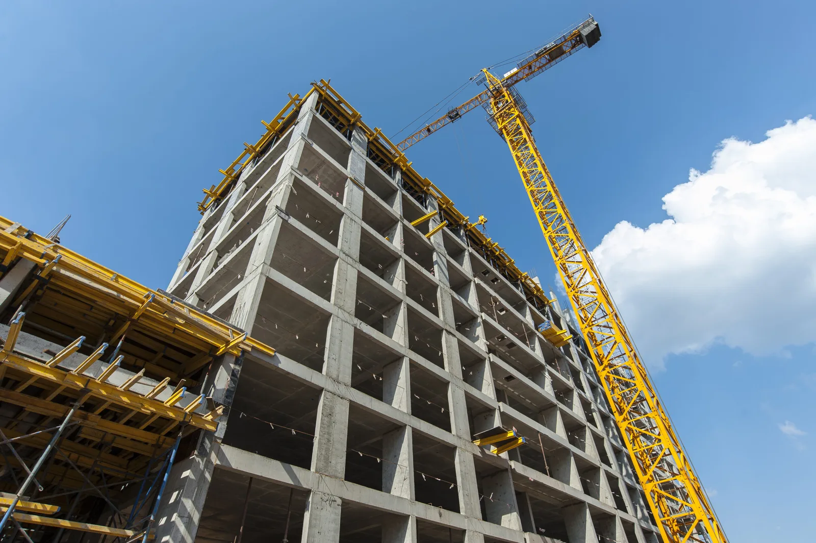 TRE-BA manda retirar vídeos de campanha gravados em obras públicas