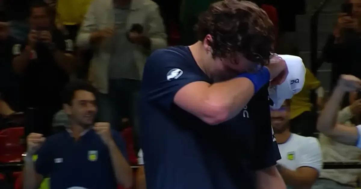 João Fonseca vence na estreia e coloca Brasil em vantagem na Copa Davis