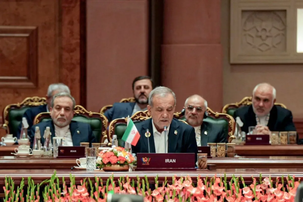 Presidente do Irã defende atuação do BRICS pela soberania nacional