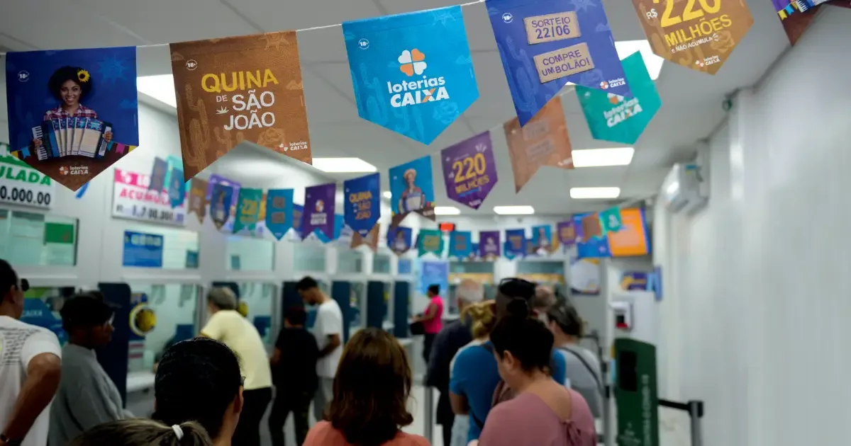 Prêmio de R$ 300 milhões da Lotofácil pode comprar imóveis, carros e jatos