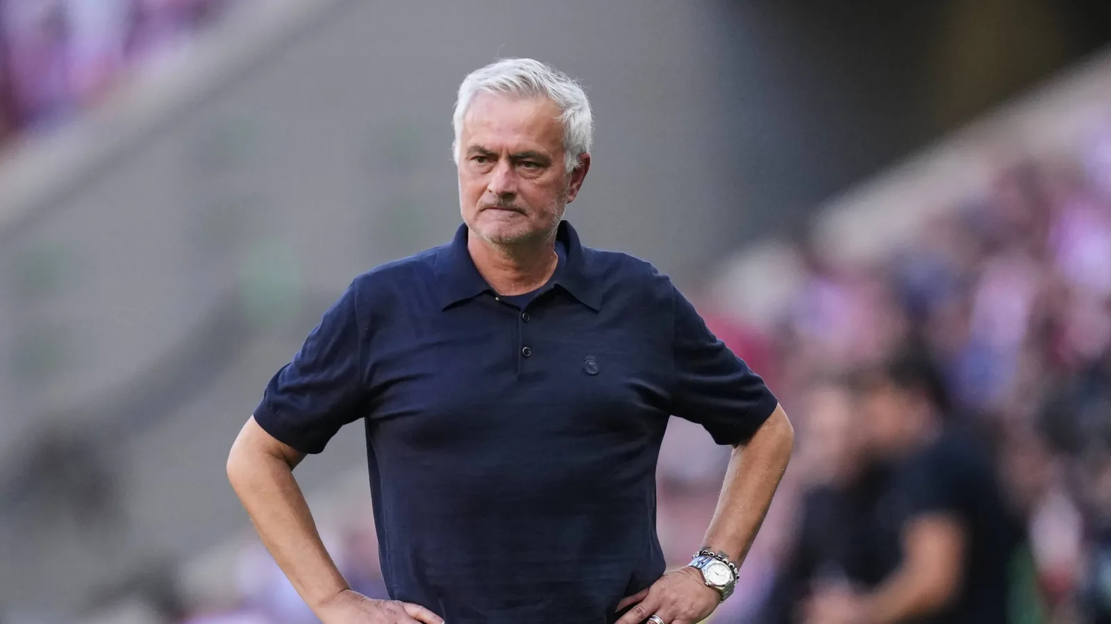 Derrotas e relatos de bastidores pressionam Mourinho no Real Madrid
