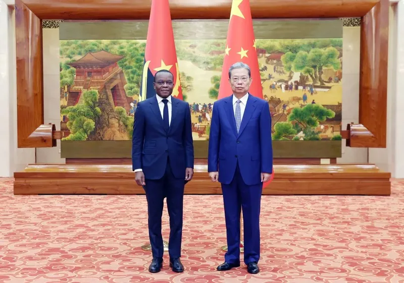 China e Angola ampliam diálogo entre órgãos legislativos em Beijing