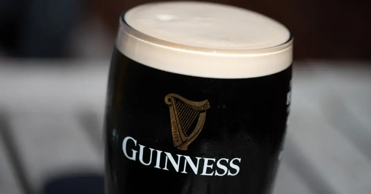 Mais de 800 barris de Guinness são roubados de depósito no Reino Unido