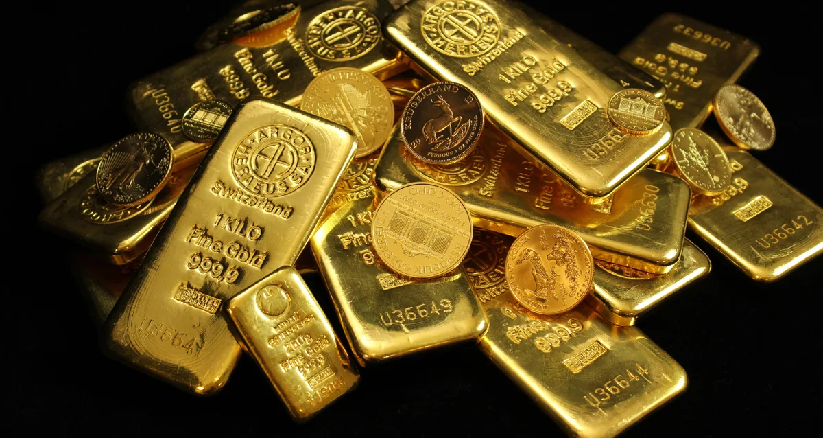 Ouro recua com petróleo perto de US$ 110 e juros dos EUA em alta
