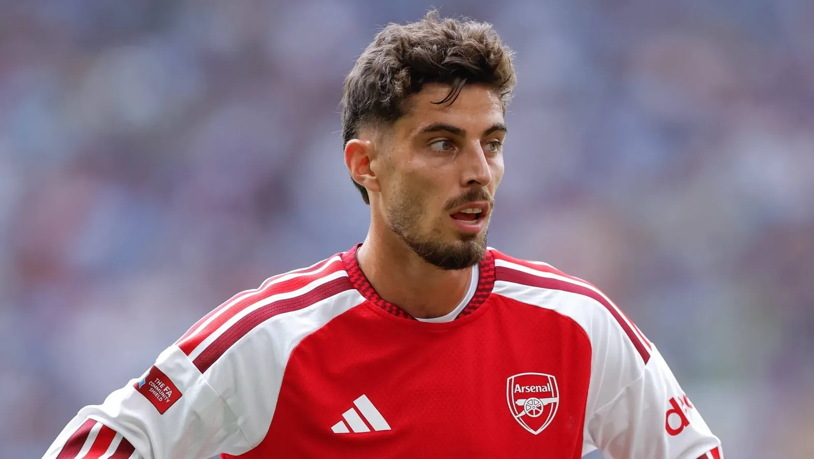 Neville destaca peso de Firmino e vê distância para Havertz no Arsenal