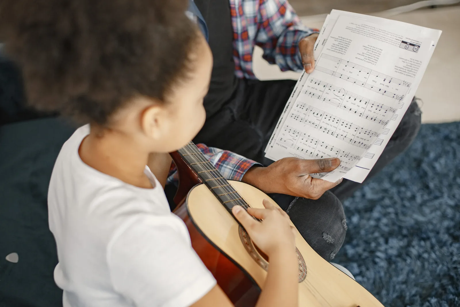 STJ suspende recursos enquanto avalia custeio de musicoterapia para TEA