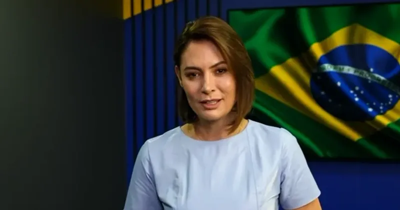 Michelle Bolsonaro declara apoio a André Mendonça durante crise no STF