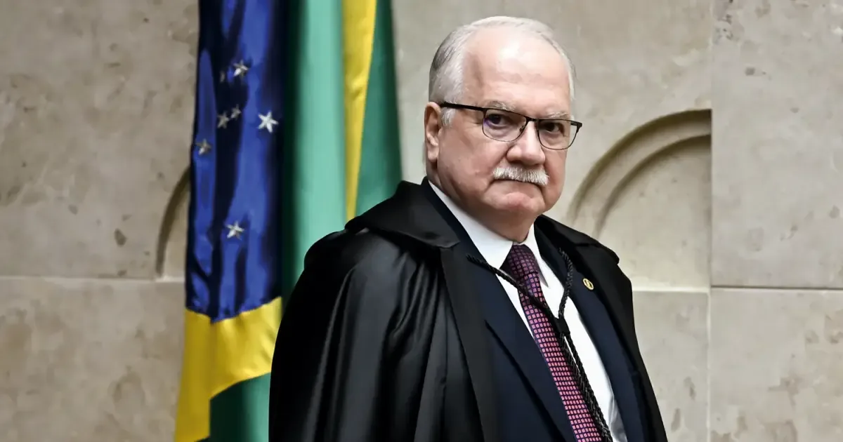 Fachin chega ao primeiro ano no STF sob pressão no caso Banco Master