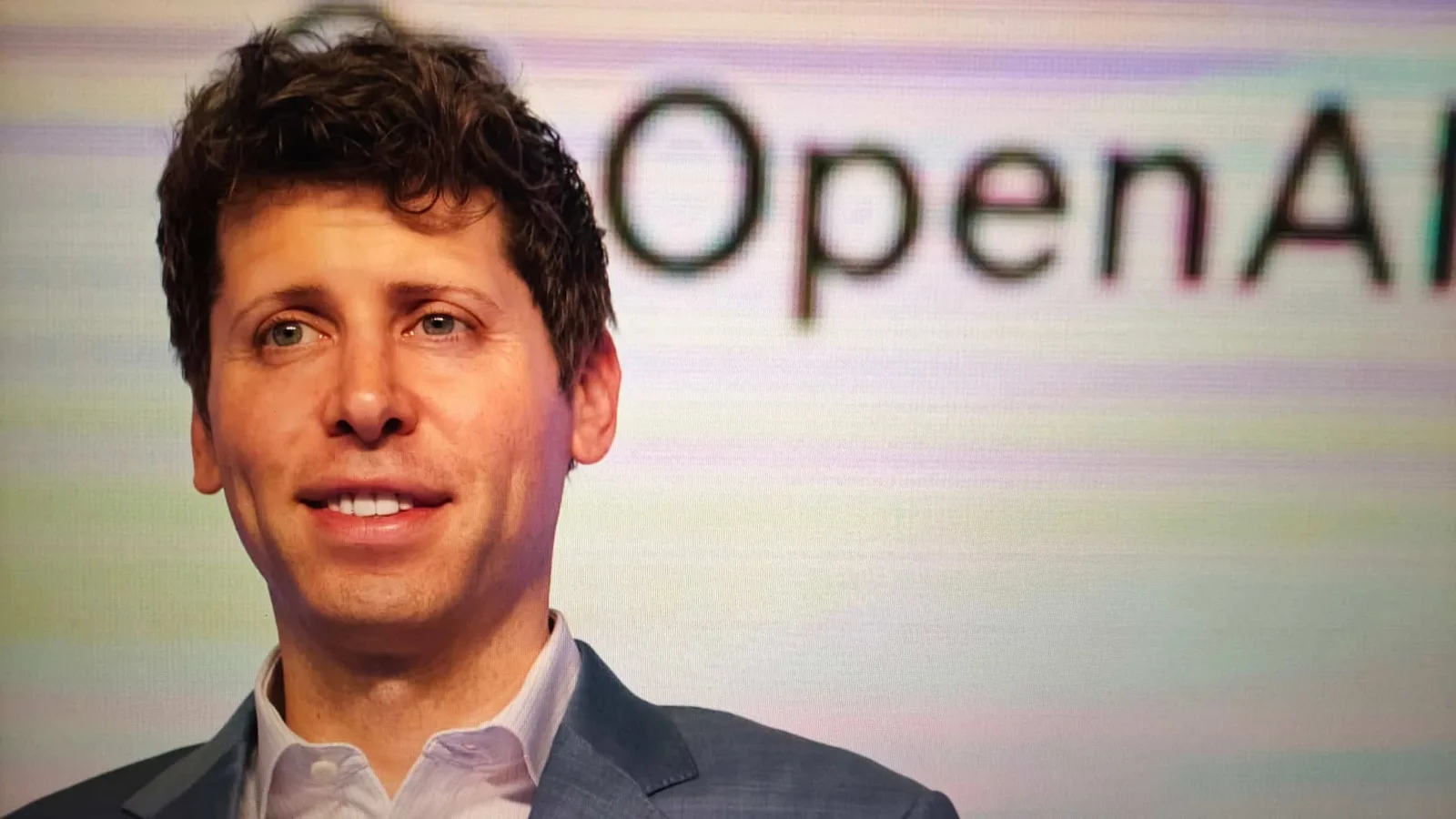 OpenAI anuncia novas regras de transparência após “incidente wiki”