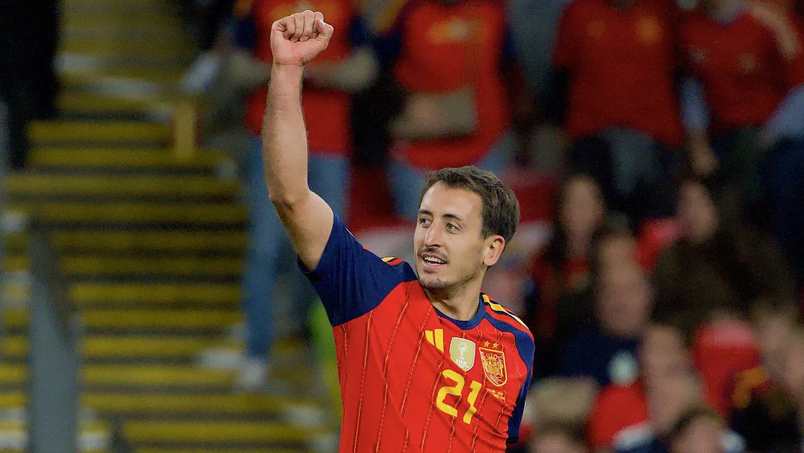 Espanha vence Inglaterra por 3 a 2 na estreia pós-Copa em Wembley