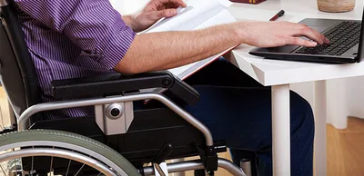Registros de ingresso por cota PcD variam entre estados, aponta painel do CNJ