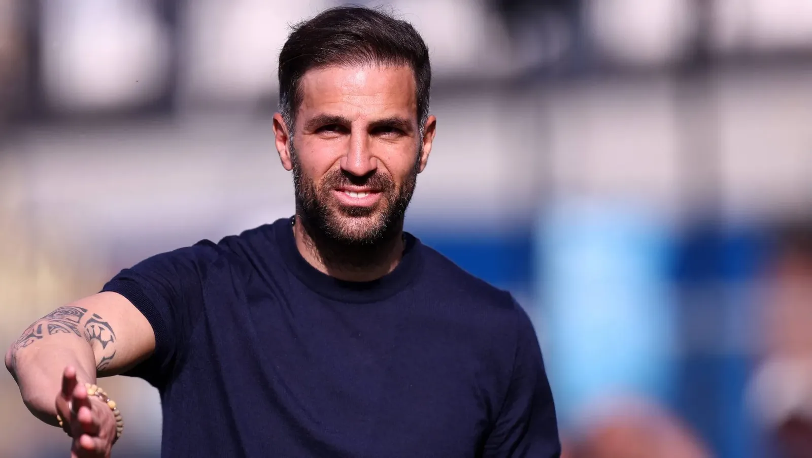 Barcelona mantém Cesc Fàbregas no radar para o futuro do clube