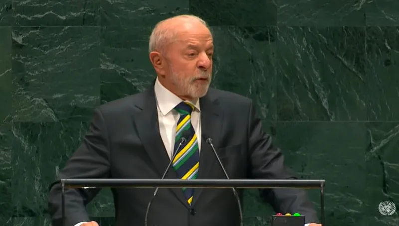Lula critica tarifas dos EUA e exige valor nacional para exploração de minerais