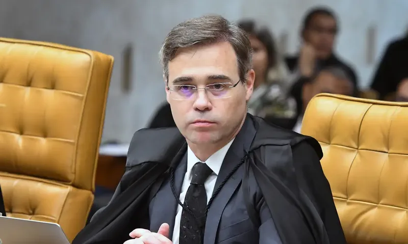 Reimont pede investigação da PGR sobre remoções ordenadas por Mendonça