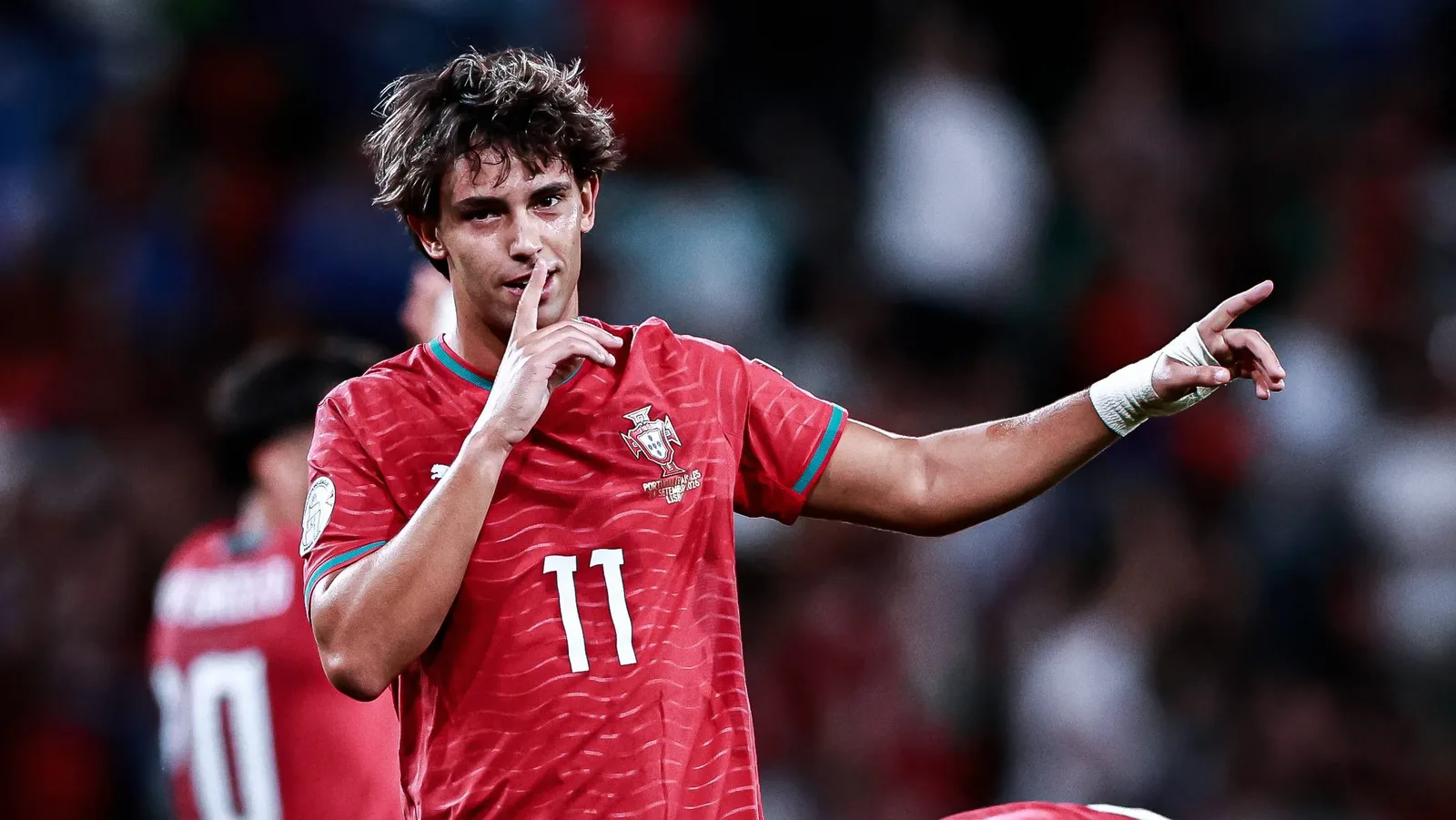Portugal inicia ciclo com Jorge Jesus e vence Gales por 1 a 0