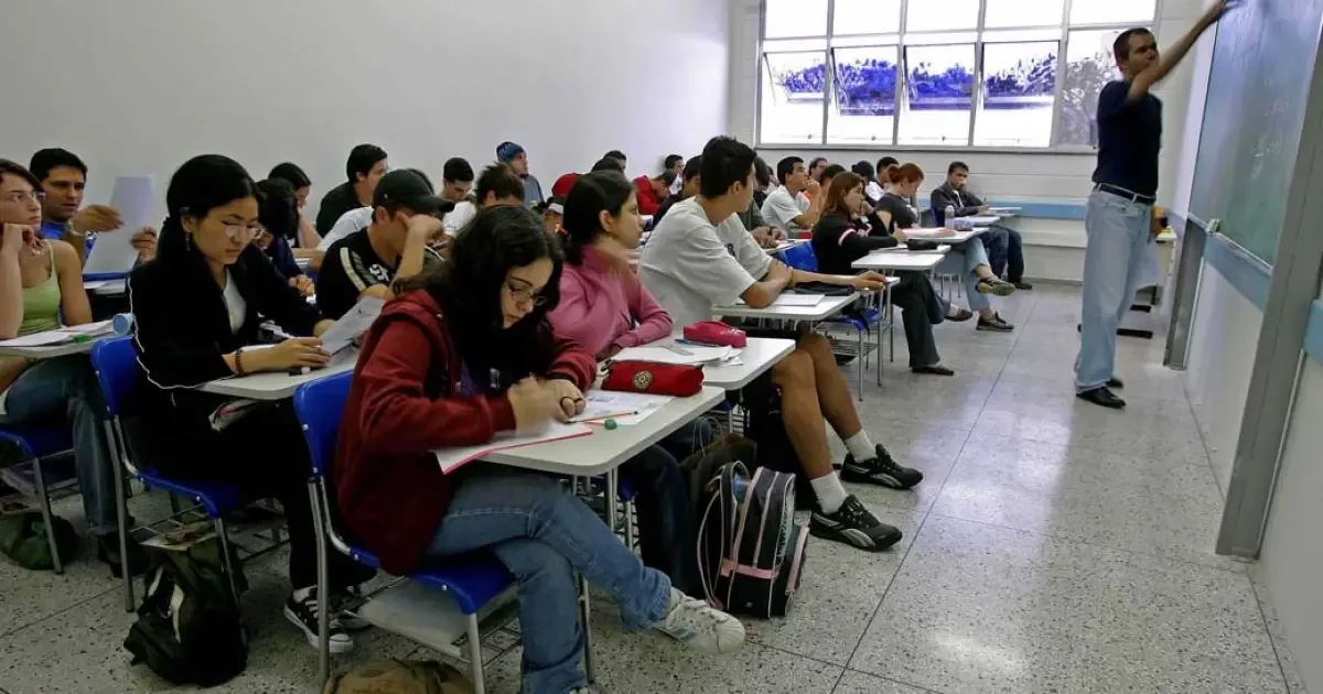Fusão entre Afya e YDUQS prevê nova empresa com receita de R$ 9,4 bilhões