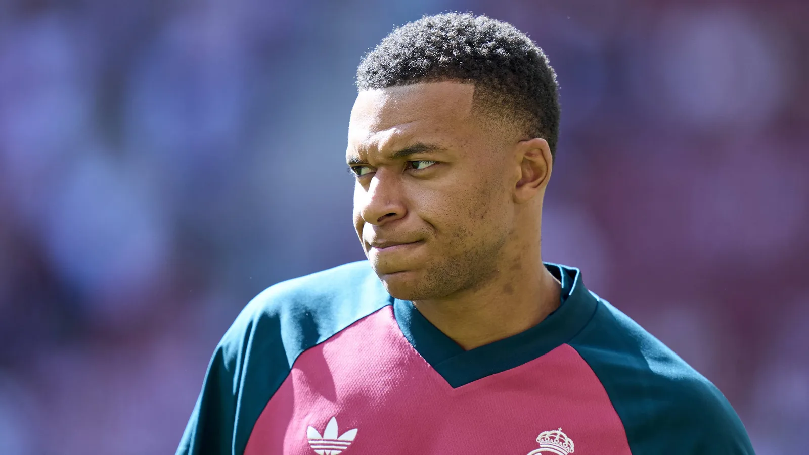 Leboeuf pede que Mbappé priorize títulos do Real Madrid
