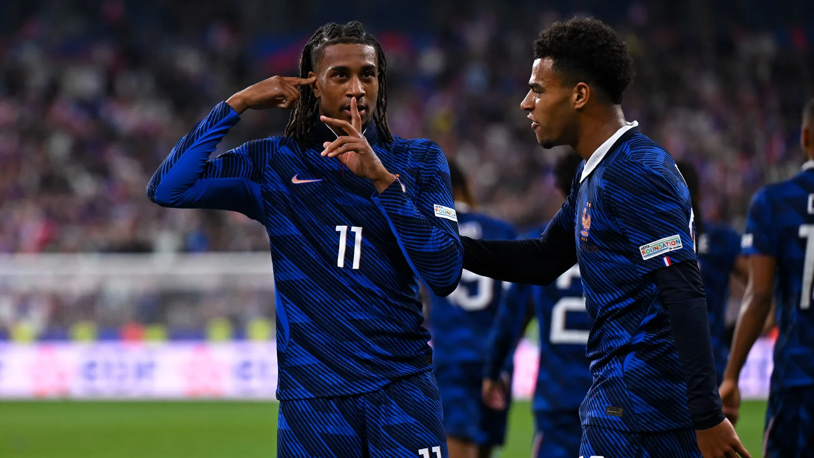 França vira sobre a Bélgica e mantém liderança na Liga das Nações