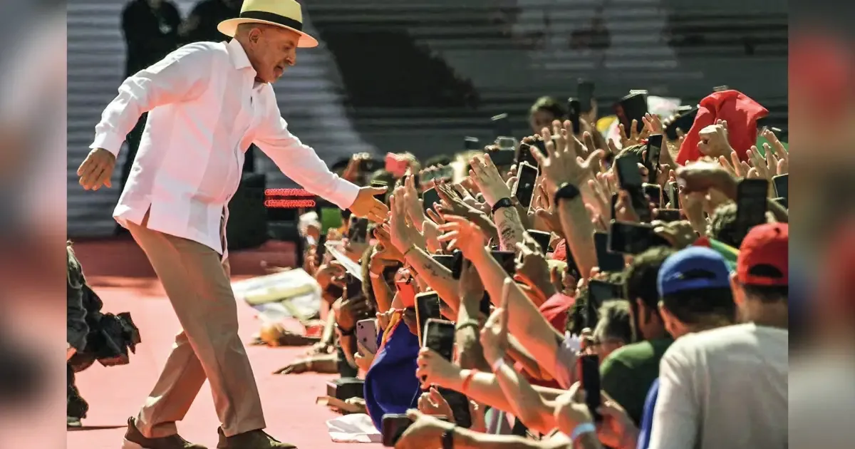 Lula enfrenta empate com Flávio Bolsonaro a uma semana do primeiro turno
