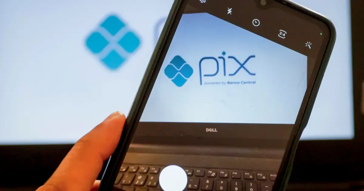 Pix Automático poderá ser usado em contas-salário a partir de 2027