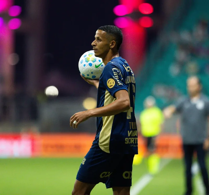 Bahia vence o Remo e chega ao G4 do Campeonato Brasileiro